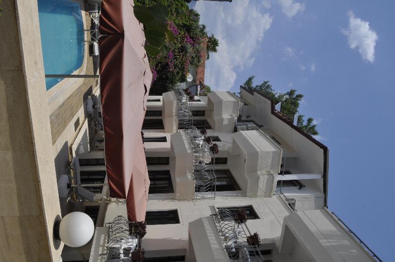 เคเมอร์ สูท Aparthotel เกเมร์ ภายนอก รูปภาพ